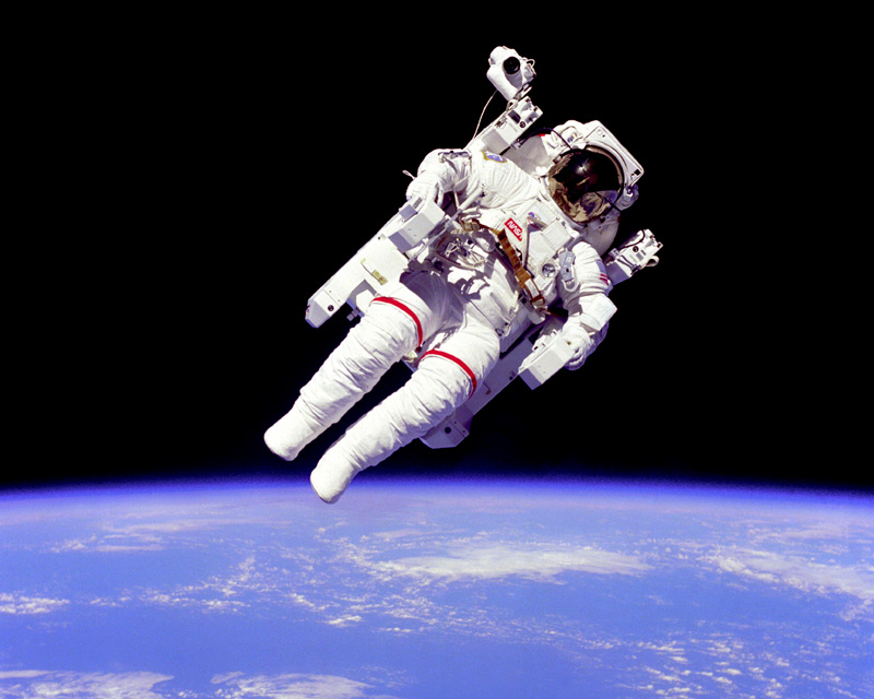 Bruce McCanndless Spacewalk Close